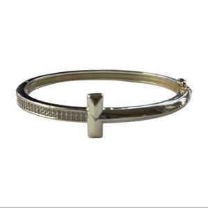 Wide Diamond Hinged Bangle • NWT
